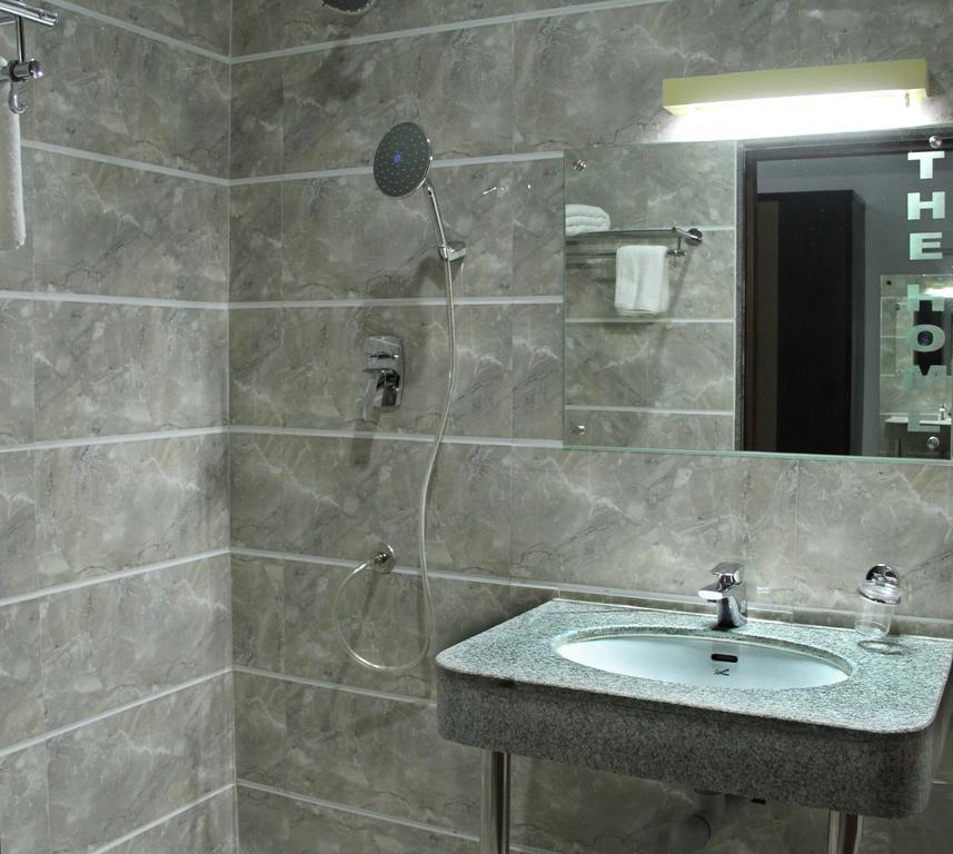 Hotel The Home Tiruppur Zewnętrze zdjęcie