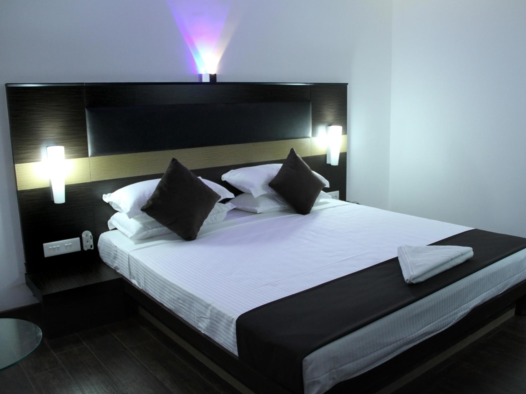 Hotel The Home Tiruppur Zewnętrze zdjęcie