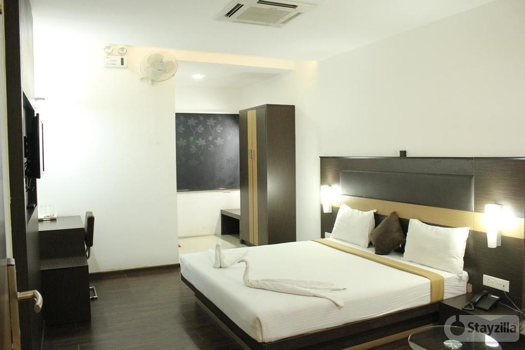 Hotel The Home Tiruppur Zewnętrze zdjęcie